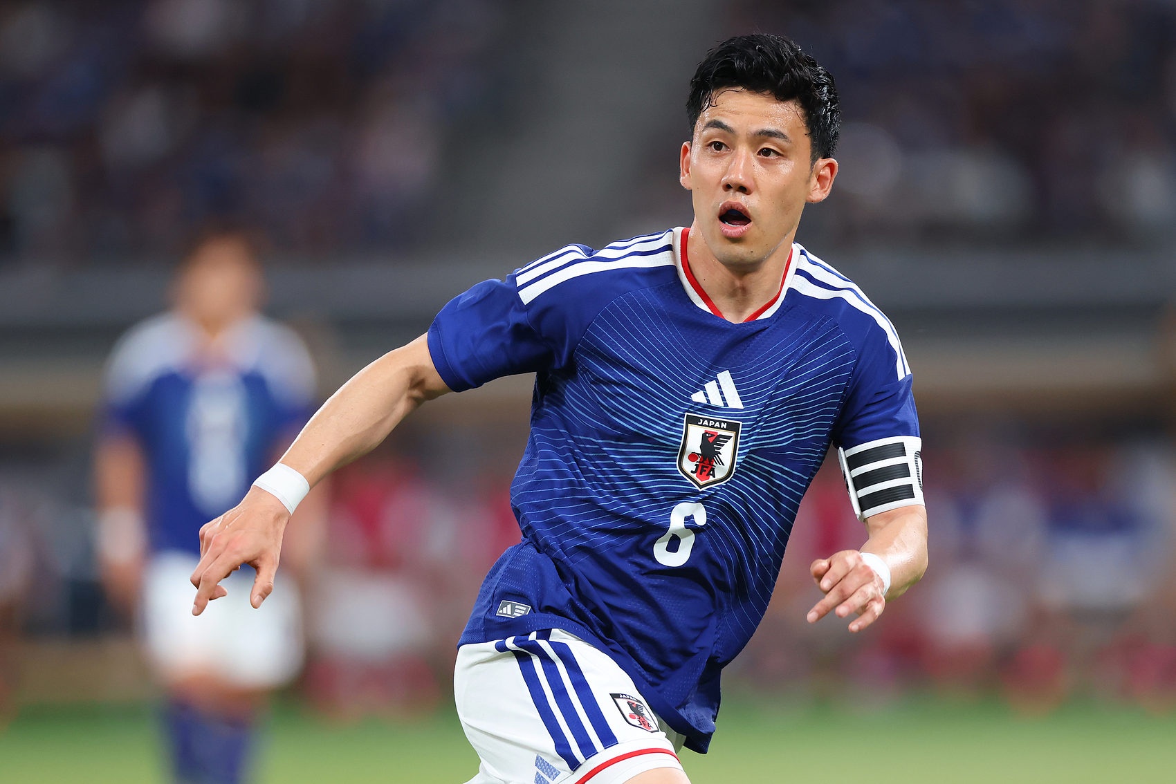 森保一强令远藤航退出世界杯:状态未恢复 团队至上 森保一强令远藤航退出世界杯:状态未恢复 团队至上