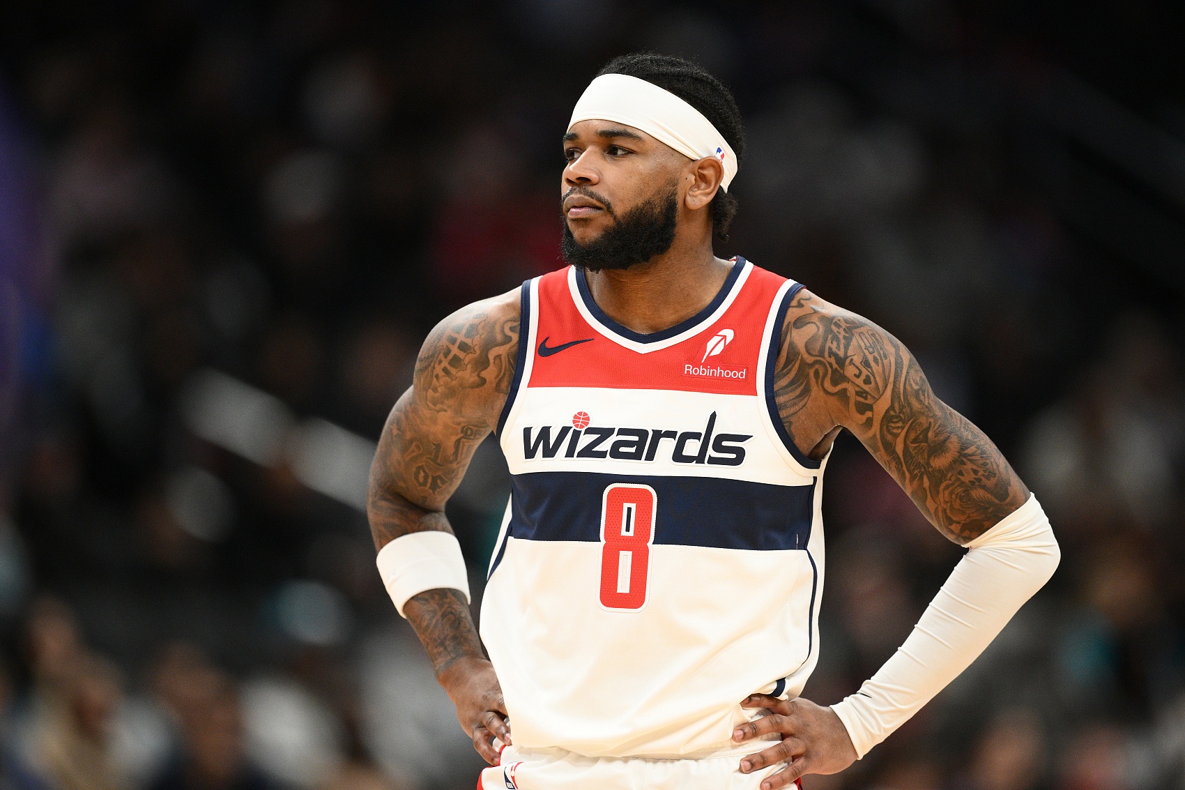 湖人送艾顿换哈迪+两二轮 奇才再收状元中锋