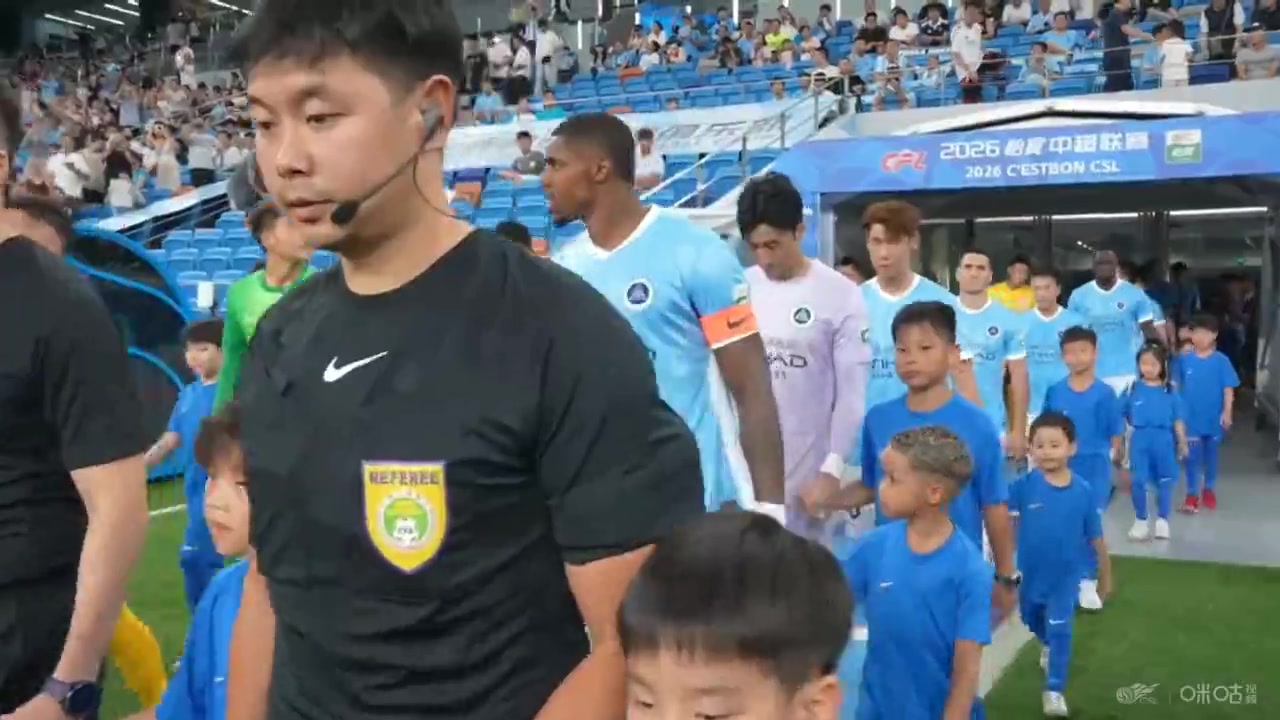 姚均晟世界波破僵 三球完胜青岛西海岸 姚均晟世界波破僵 三球完胜青岛西海岸
