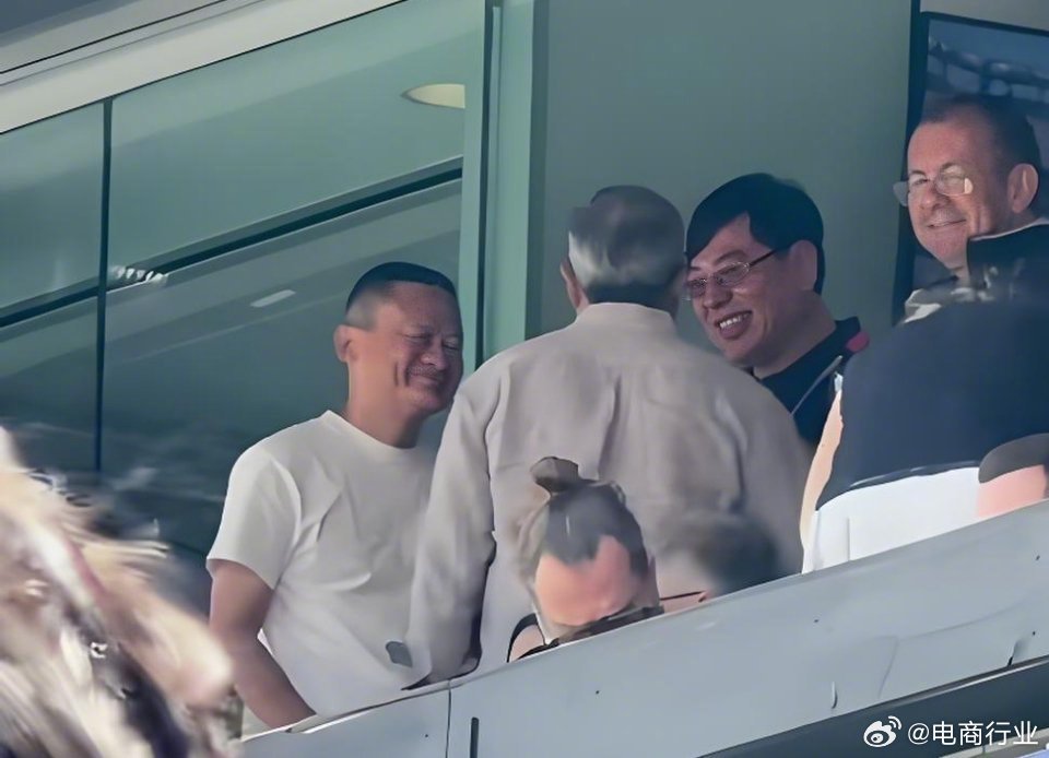 马云卡塔尔世界杯决赛场边现身 曾12亿砸恒大+冠名世俱杯 马云卡塔尔世界杯决赛场边现身 曾12亿砸恒大+冠名世俱杯