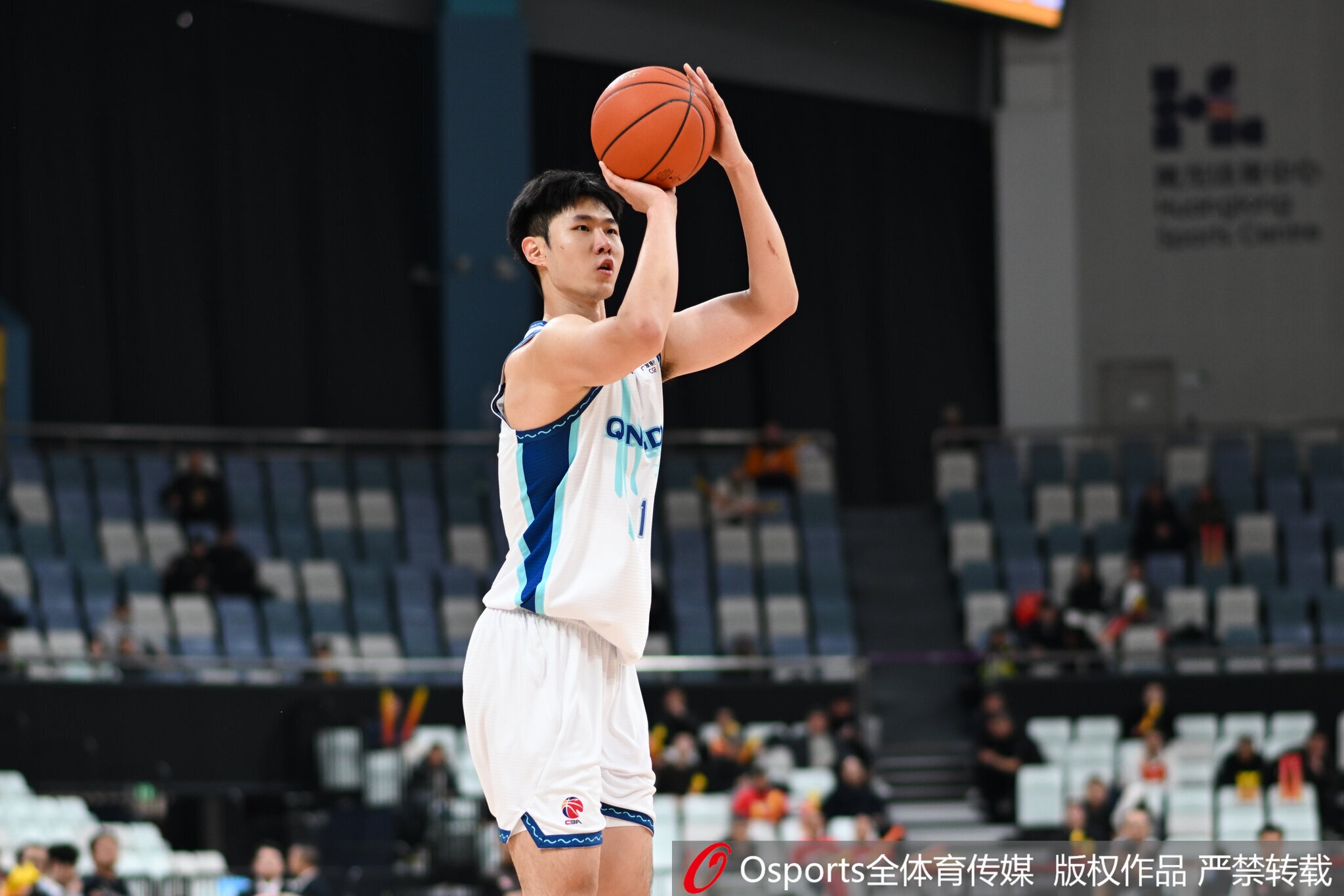 官方：赵嘉义交易至北控 青岛总经理确认放人