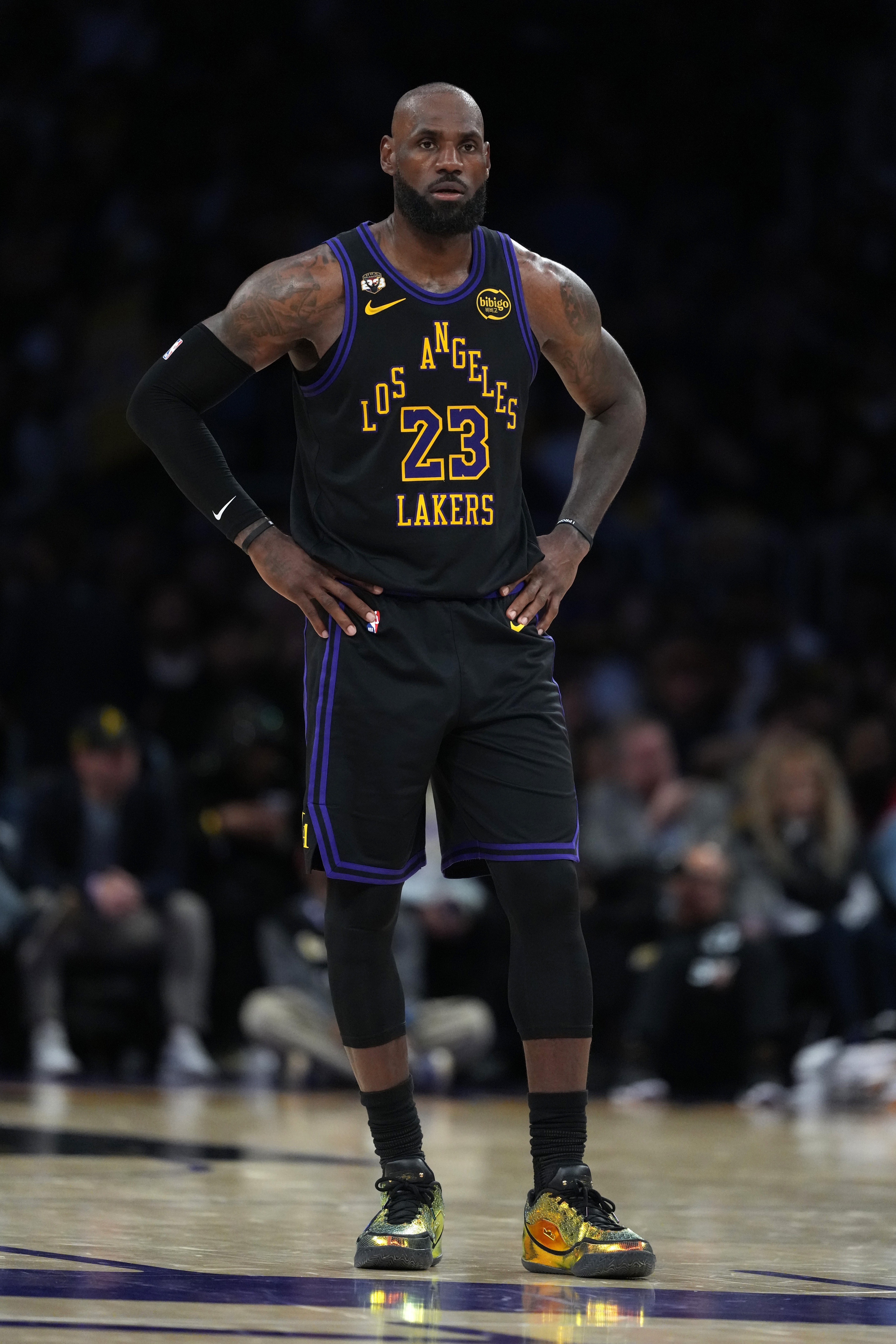 夸梅·布朗炮轰詹姆斯:球员赋权时代毁了NBA,人们不再看球