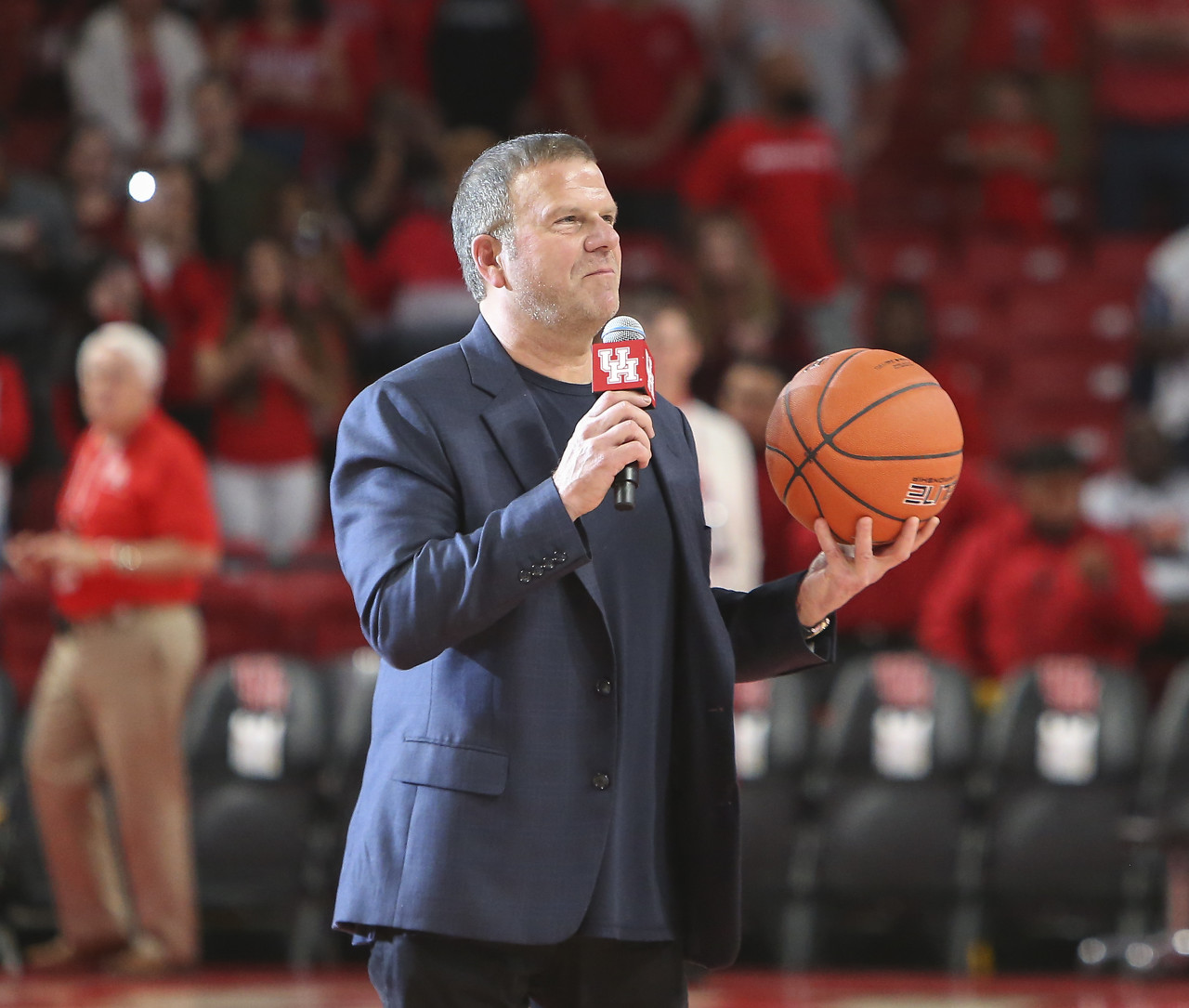ESPN名记披露费尔蒂塔转变:保罗交易成转折点,火箭老板已放权