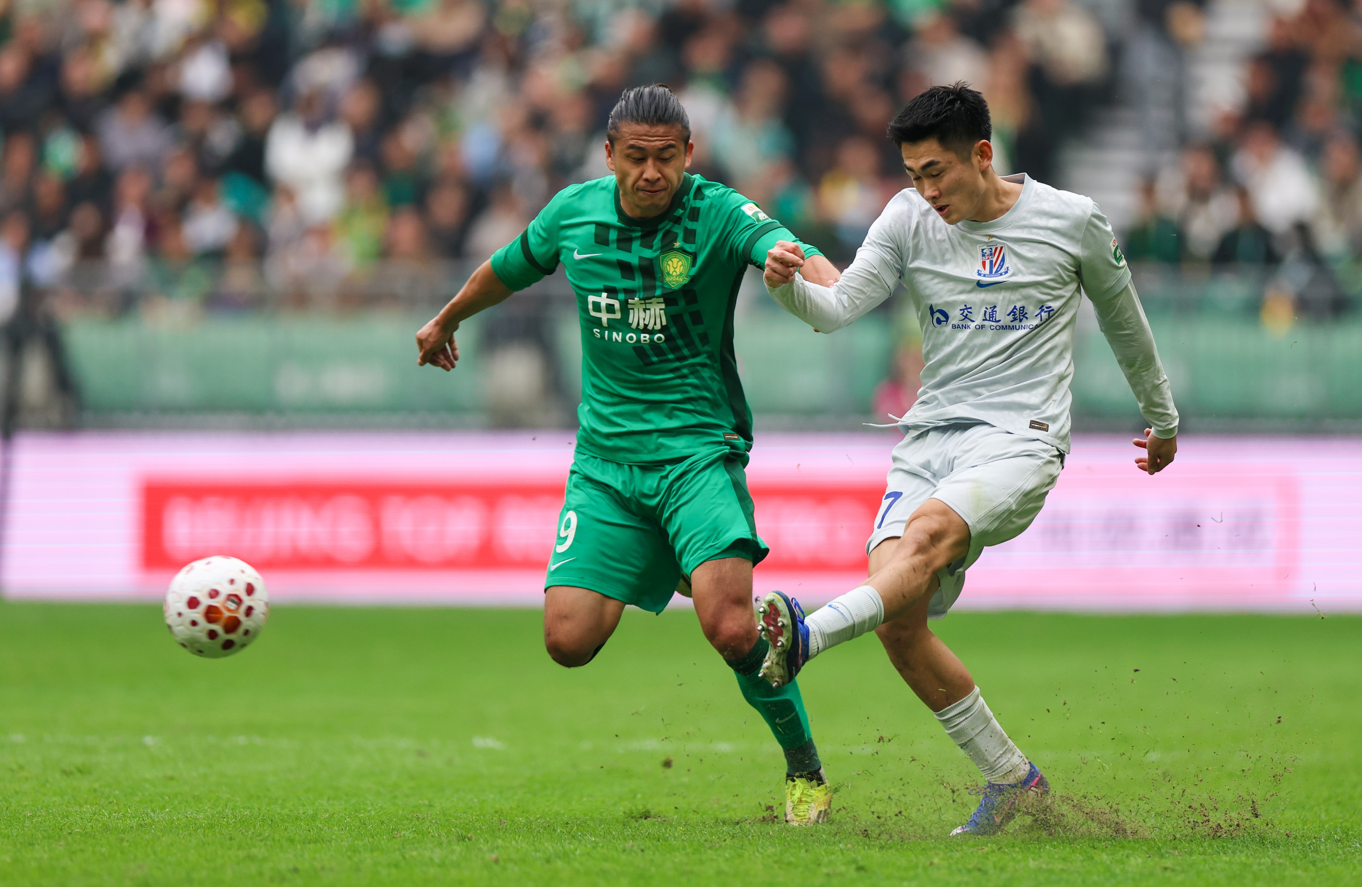 陈晋一回应位置改造:胜任中卫有信心,执行教练部署 陈晋一回应位置改造:胜任中卫有信心,执行教练部署
