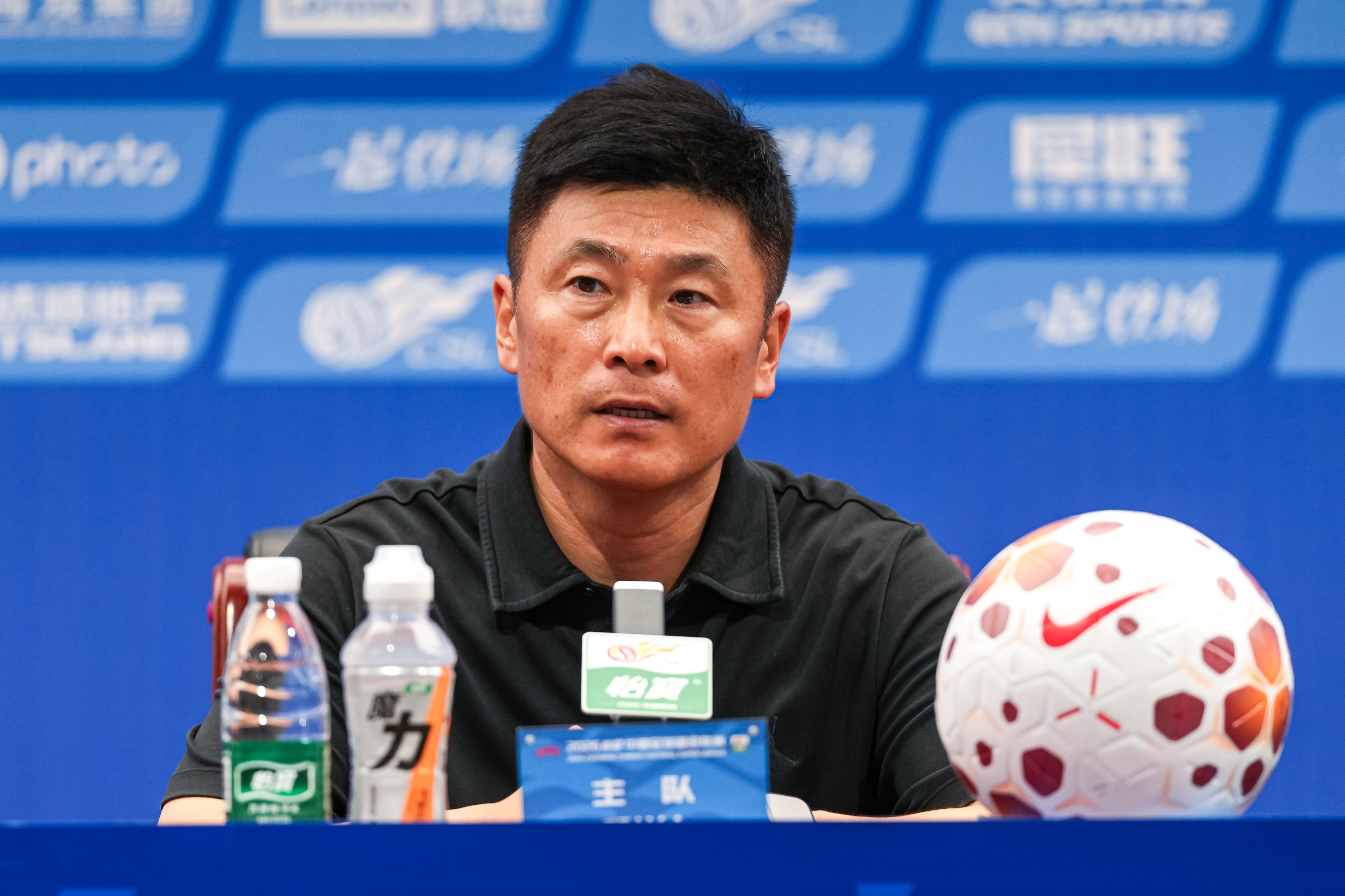 李国旭:1-0谈不上精彩但结果最重要 大连英博赢下德比战 李国旭:1-0谈不上精彩但结果最重要 大连英博赢下德比战