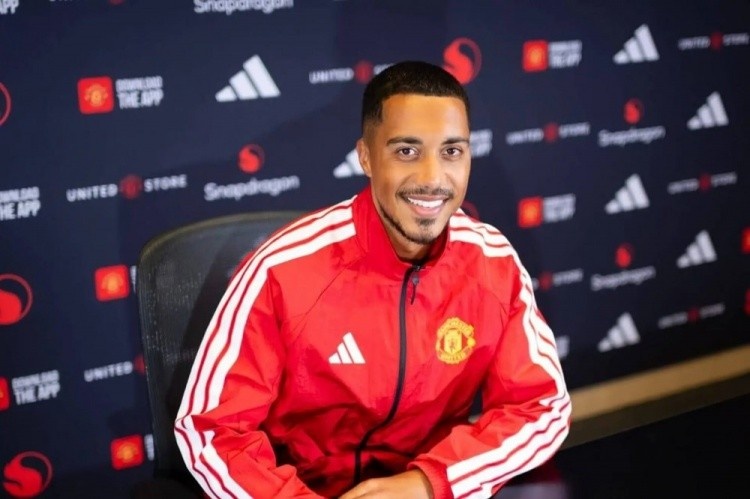 蒂莱曼斯：我已100%恢复，不会去填补卡塞米罗空缺