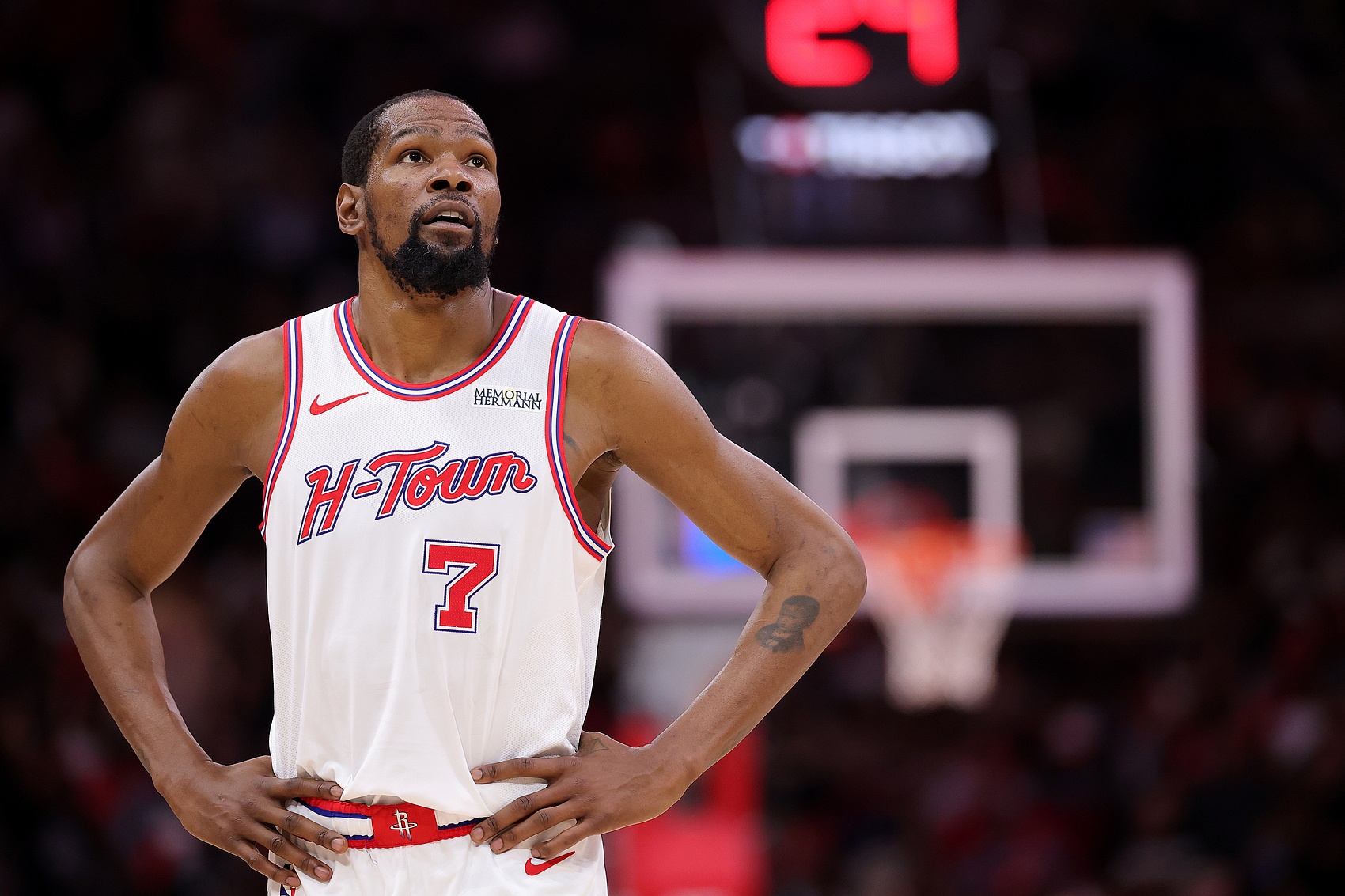 ESPN记者：火箭有望冲击西部第一梯队 杜兰特第二季更熟悉火箭