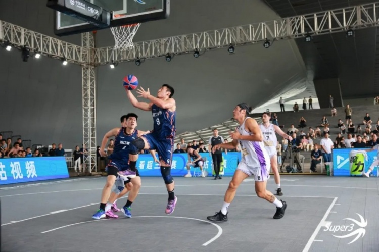 成都和众问鼎B档 上海久事首度无缘八强 成都和众问鼎B档 上海久事首度无缘八强