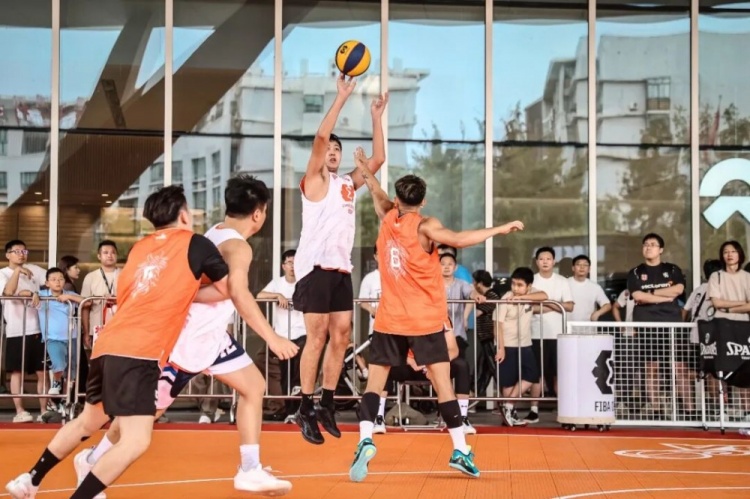 KOTC加时逆转夺FIBA Open 3x3长宁站男子冠军 KOTC加时逆转夺FIBA Open 3x3长宁站男子冠军