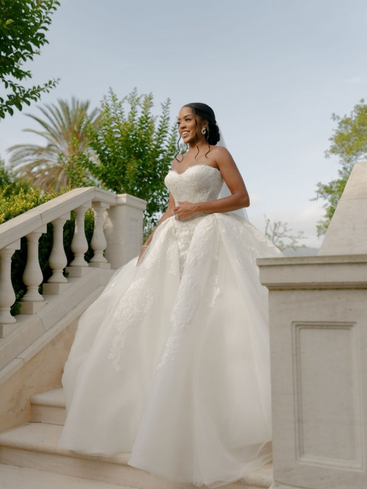 卢尼先生与卢尼太太 ！卢尼晒上月婚礼现场精修美照