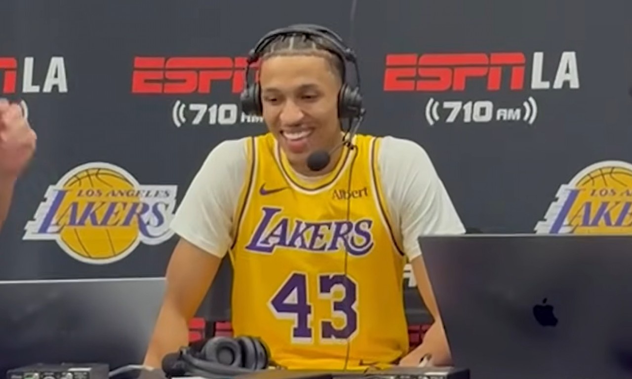 卡尔:NBA人人都有出色运动能力 真正拉开差距的是篮球智商 卡尔:NBA人人都有出色运动能力 真正拉开差距的是篮球智商